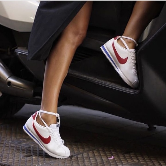 Nike classic cortez leather sneakers - Picture 2 of 8